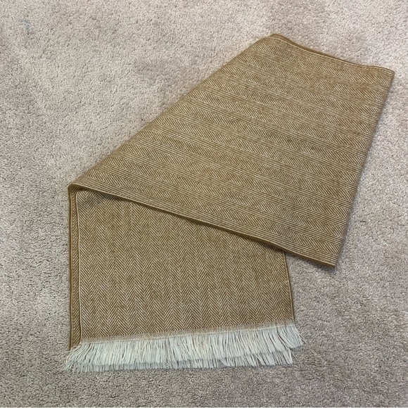 CAMEL brown Ivory light cream soft unisex fall winter scarf🔥 - Picture 3 of 8